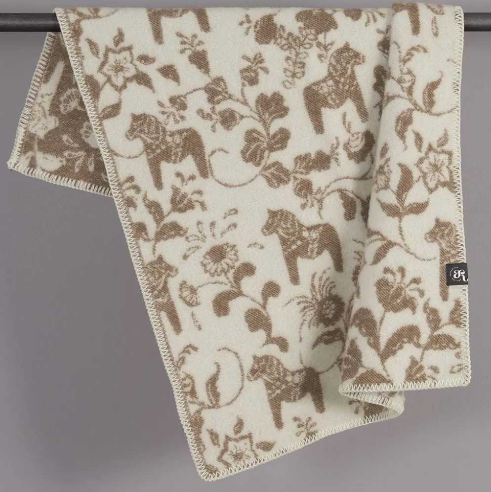 Barnfilt Leksand beige 65x95cm med dalahästar och kurbits