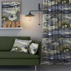 Fjällvandring blå gardiner