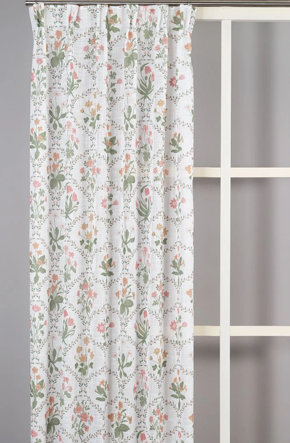 Mary multi gardiner - Blommiga gardiner i slub