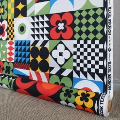 Maxi Blocks tyg – djärv geometrisk design för moderna interiörer