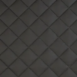 Niva XL svart fuskskinn - vadderat svart fuskskinn med stor diagonalquiltning