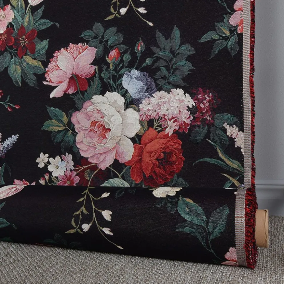 Painted vintage bouquet möbeltyg