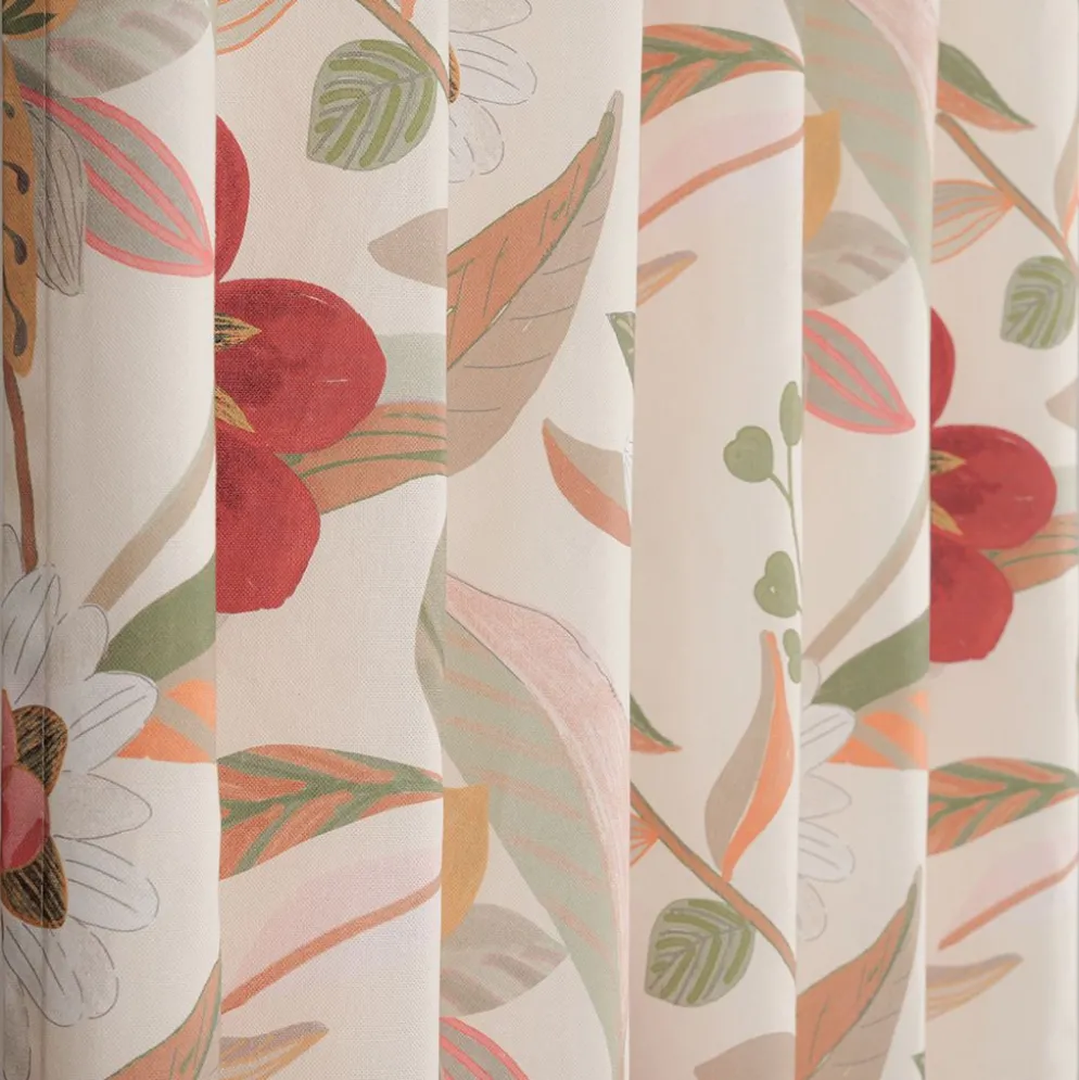 Paths gardiner - ljusa nyanser med blomstermotiv