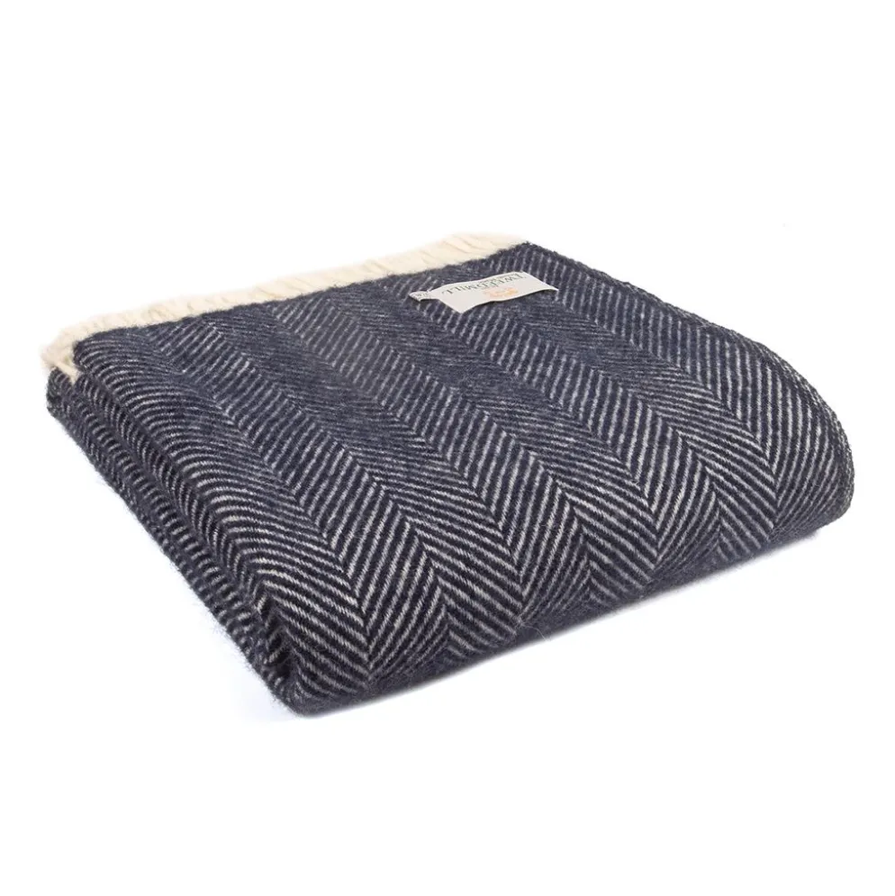 Ullpläd Fishbone Navy, 100% Ull, 150x183 cm