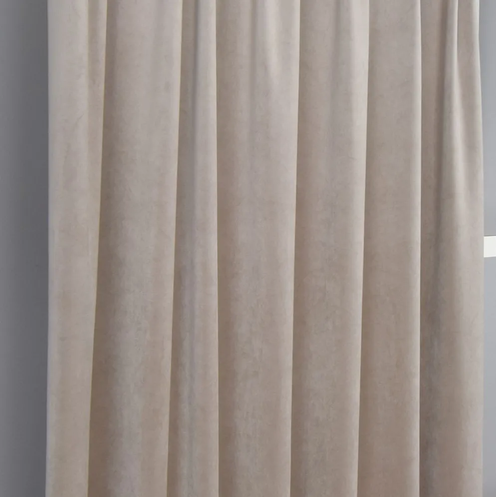 Velvet sand enfärgat sammetstyg