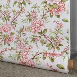Vivienne blommigt gardintyg med pioner och granatäpplen